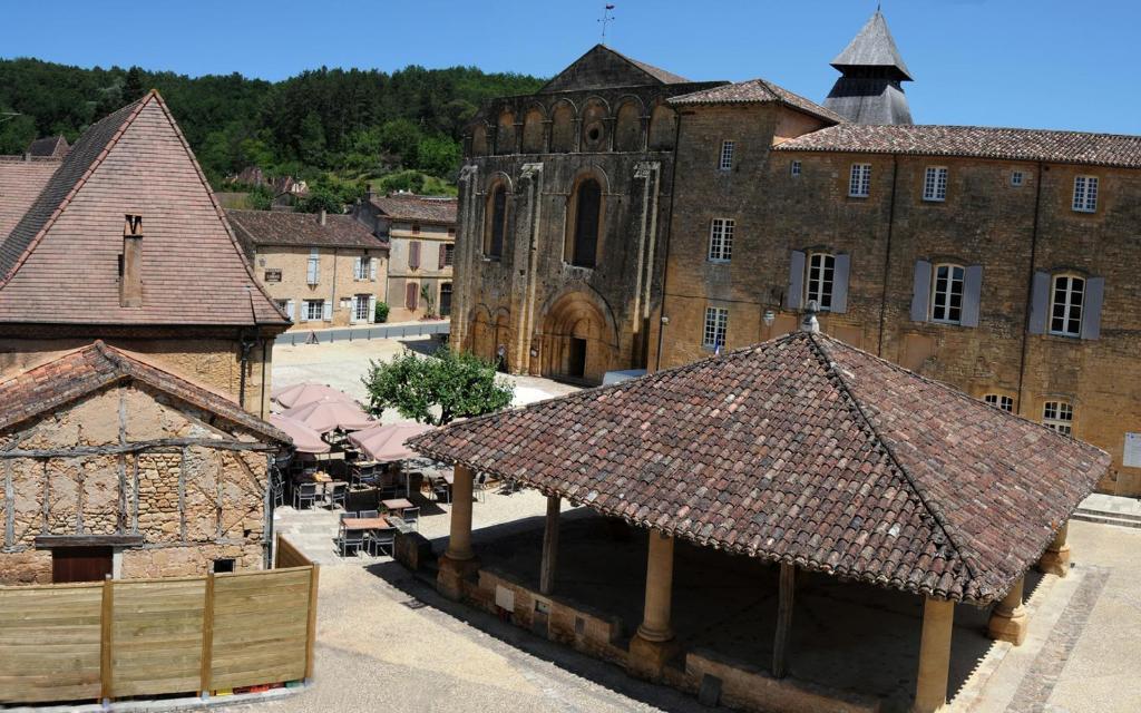 Bed and Breakfast Les Songes De L'Abbaye Cadouin Pokoj fotografie
